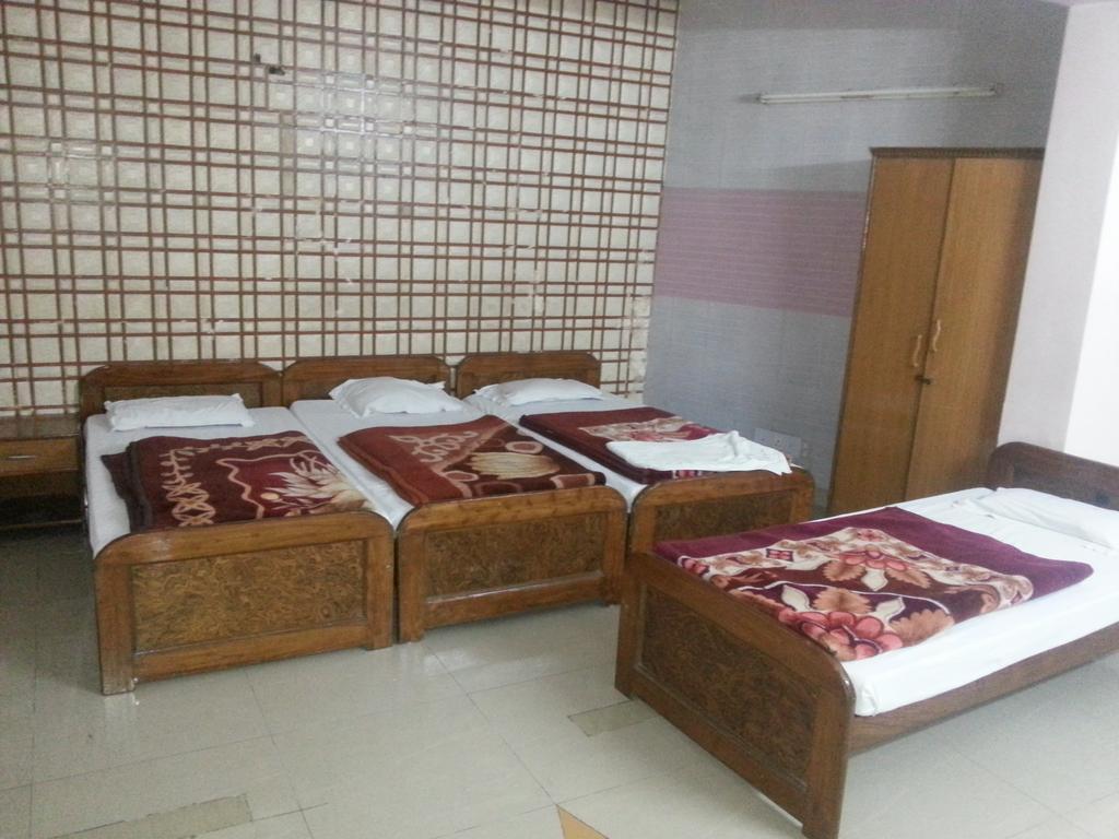 Hotel Royale Paradise Noida Phòng bức ảnh